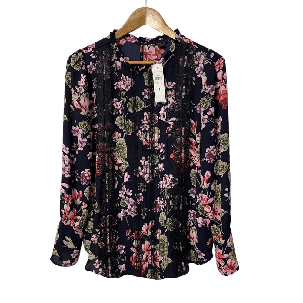 NWT Ann Taylor Floral Blouse with Lace Accent Womens Size S Long Sleeve - Picture 1 of 5